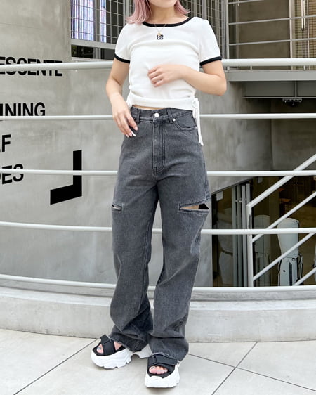 INGNI（イング） 胸刺しゅうロゴサイドギャザーリブTシャツ ｵﾌﾎﾜｲﾄ/A