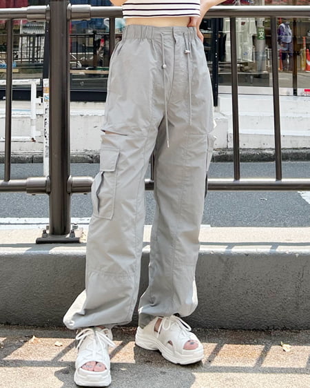 INGNI(イング) サイドスリットファスナー/ナイロンカーゴパンツ グレー