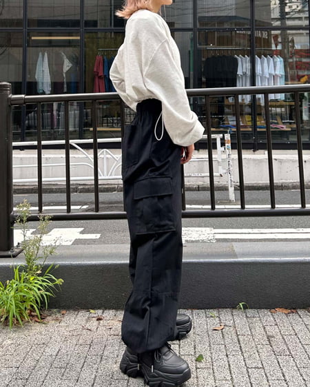 INGNI（イング） 裾ドロスト胸ロゴショートスウェットトップス ｵｰﾄﾐｰﾙ