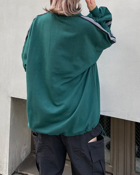 INGNI(イング) ハーフZIP裾ドロスト胸ロゴ袖ラインスウェットチュニック グリーン