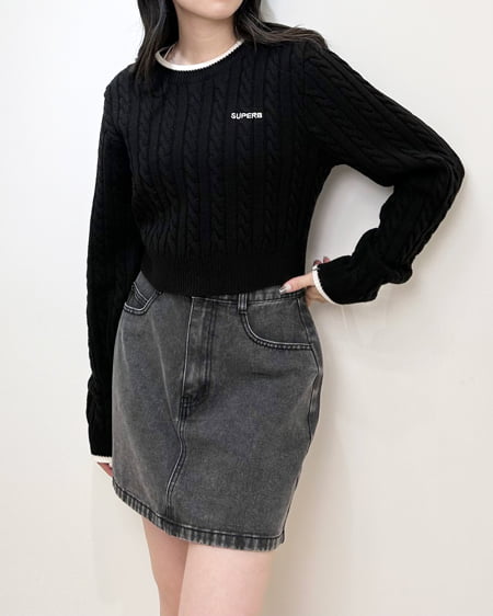 INGNI(イング) 配色胸刺しゅうケーブルニット クロ/オフホワイト