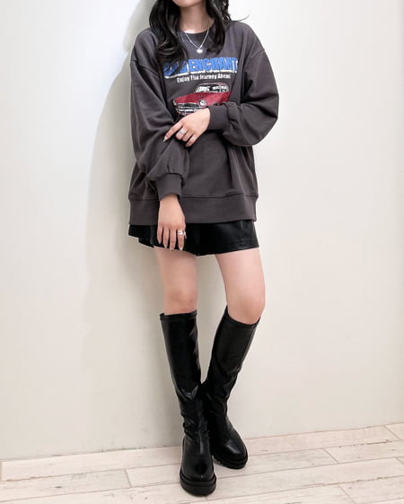 INGNI（イング） ヴィンテージカープリントプルオーバー ｽﾐｸﾛ