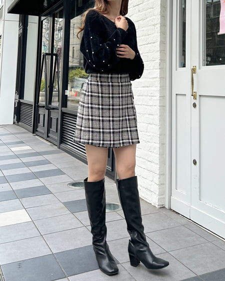 INGNI（イング） Vネック袖パールフェザーヤーンニット ｸﾛ