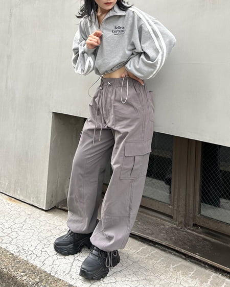 INGNI（イング） ハーフジップ裾ドロスト胸ロゴ袖ラインショートトップス ｸﾞﾚｰ