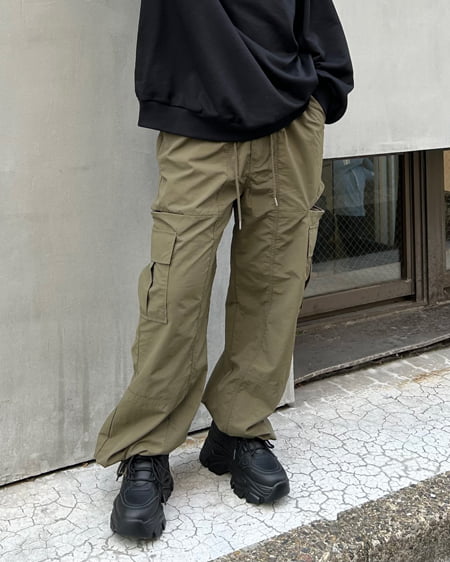 INGNI（イング） サイドスリットファスナー／ナイロンカーゴパンツ ｶｰｷ/A