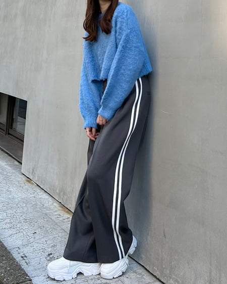 INGNI（イング） ショート丈シャギーニット ﾌﾞﾙｰ