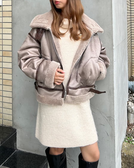 INGNI(イング) ブローチ付オフタートルニットワンピース アイボリー