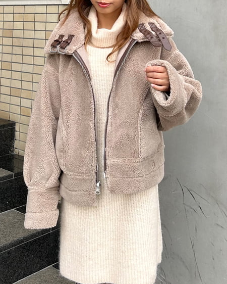 INGNI(イング) ブローチ付オフタートルニットワンピース アイボリー