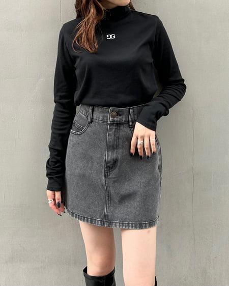 INGNI(イング) 胸刺しゅうロゴカットタートルトップス クロ