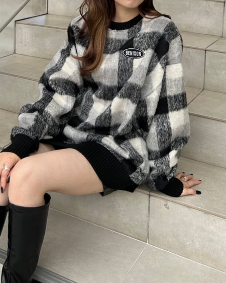 INGNI(イング) 胸刺しゅうロゴチェックリブチュニットップス クロ