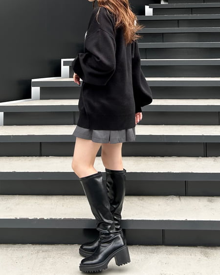 INGNI(イング) 配色ロゴチュニックニット クロ