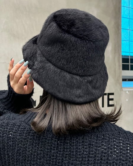 INGNI(イング) ふわふわエコファーバケットハット クロ