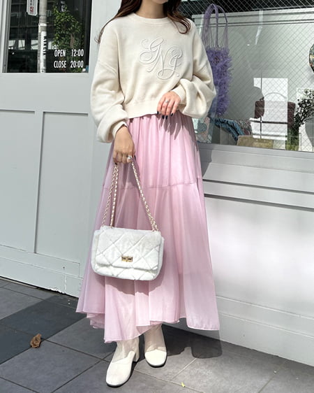 INGNI(イング) イニシャル刺しゅうロゴニット アイボリー