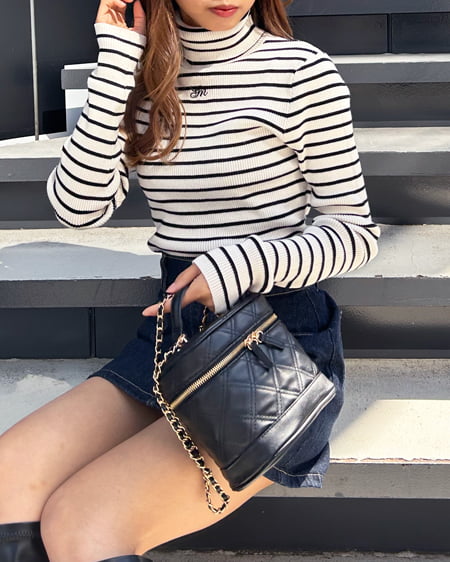 INGNI(イング) タートルネック胸刺しゅうリブニット ボーダー