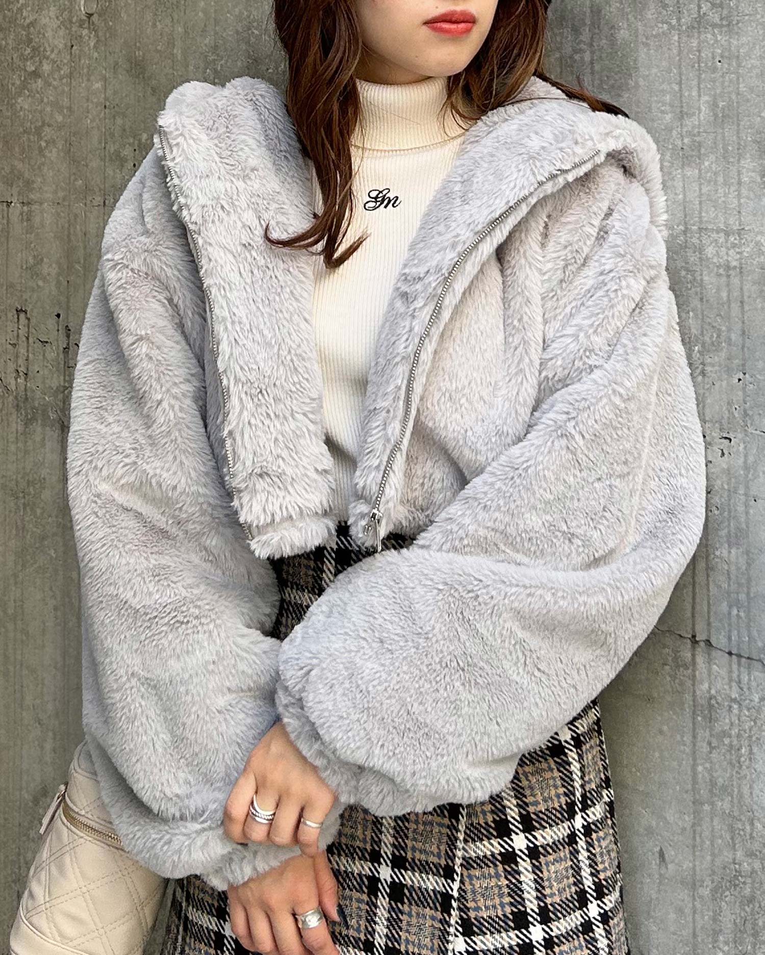 クロップド丈エコファーパーカー｜INGNI(イング) 公式通販｜INGNI STORE