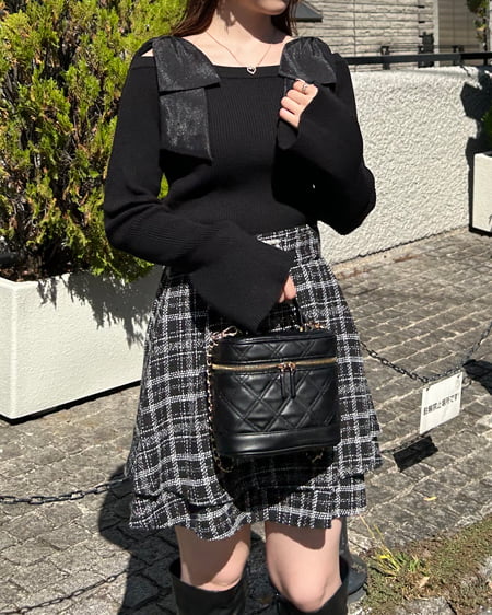 INGNI(イング) オフショル肩リボンニット クロ