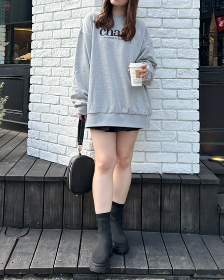 INGNI（イング） パール付ふくれ刺しゅうロゴチュニック ｸﾞﾚｰ