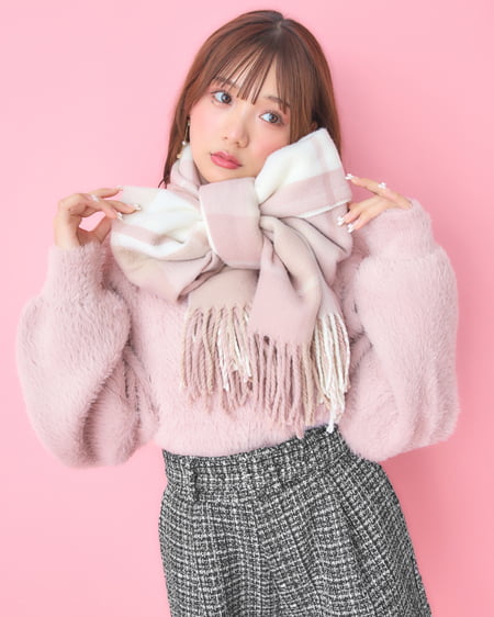 INGNI（イング） ブローチ付フェザーヤーン長袖ニット ﾋﾟﾝｸ