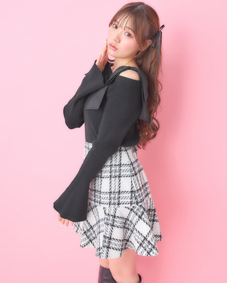 INGNI(イング) オフショル肩リボンニット クロ