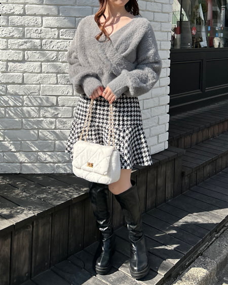 INGNI(イング) フェザーヤーンカシュクールクロップドニット グレー