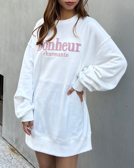 INGNI(イング) サガラ刺しゅうロゴチュニック オフホワイト/ピンク