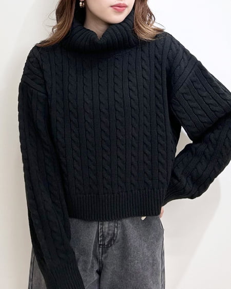 INGNI(イング) ショート丈オフタートルケーブルニット クロ