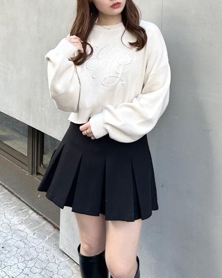 INGNI(イング) イニシャル刺しゅうロゴニット アイボリー