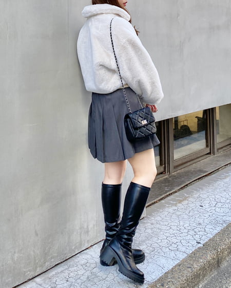 INGNI(イング) クロップド丈エコファーコート アイボリー