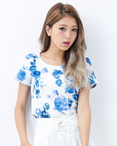 INGNI(イング) NEW花柄／Tシャツ ｵﾌﾎﾜｲﾄ