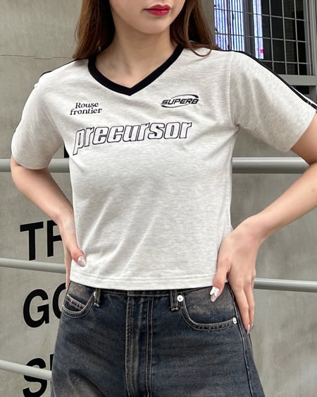 INGNI(イング) 袖ラインロゴショートTシャツ オートミール