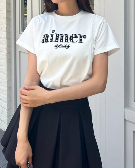 INGNI（イング） パール付フロッキーロゴTシャツ ｵﾌﾎﾜｲﾄ/ｸﾛ