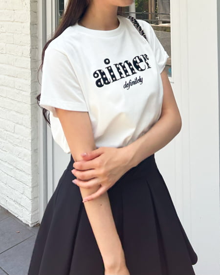 INGNI（イング） パール付フロッキーロゴTシャツ ｵﾌﾎﾜｲﾄ/ｸﾛ
