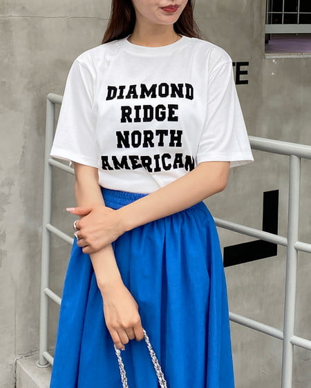 INGNI（イング） 4段ロゴTシャツ ｵﾌﾎﾜｲﾄ/ｸﾛ