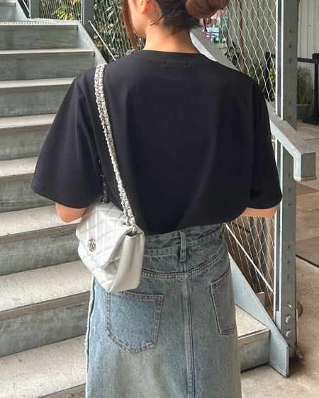 INGNI（イング） 箔プリントロゴTシャツ ｸﾛ