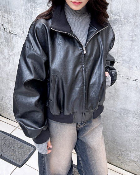 INGNI(イング) フェイクレザートラックジャケット ｸﾛ