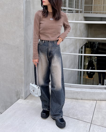 INGNI（イング） ピグメントメタルロゴリブロンTシャツ ﾌﾞﾗｳﾝ