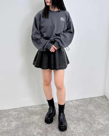 INGNI（イング） ヴィンテージライクフェイクレザープリーツスカート ｸﾛ