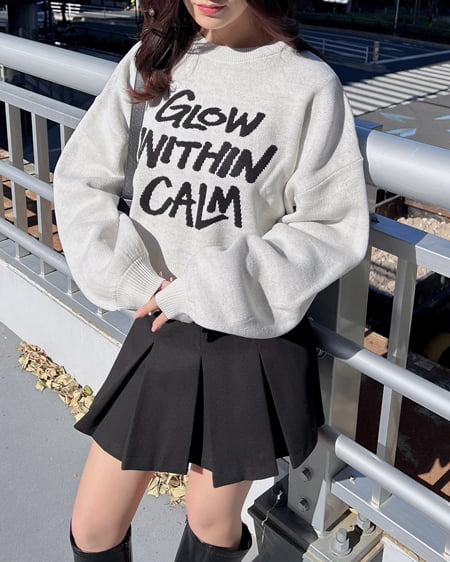 INGNI(イング) ショート丈グラフィックロゴニット オフホワイト/クロ