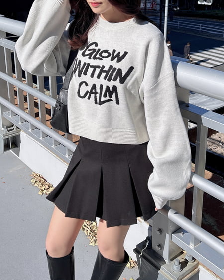 INGNI(イング) ショート丈グラフィックロゴニット オフホワイト/クロ