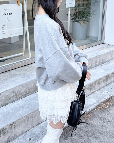 INGNI(イング) リボンカレッジロゴショートスウェットトップス グレー/オフホワイト