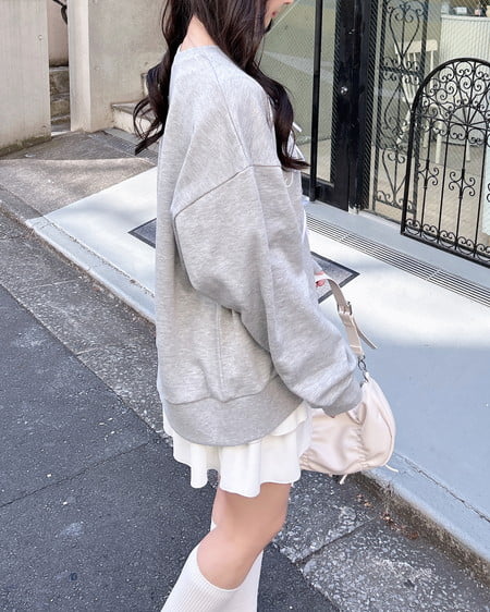 INGNI(イング) リボンモチーフロゴスウェットチュニック グレー/オフホワイト