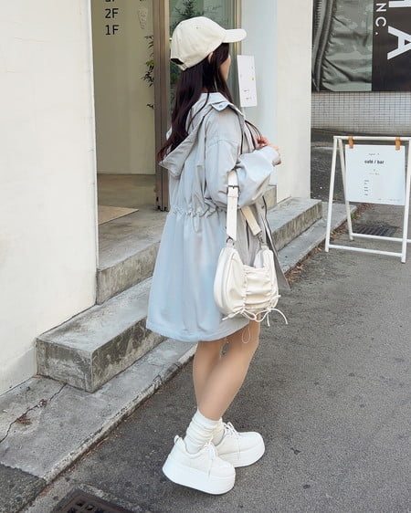 INGNI(イング) リボンギャザーショルダーバッグ アイボリー