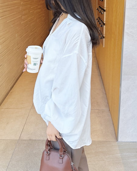 INGNI(イング) バックレースアップいろいろボタン裾タックシャツ オフホワイト