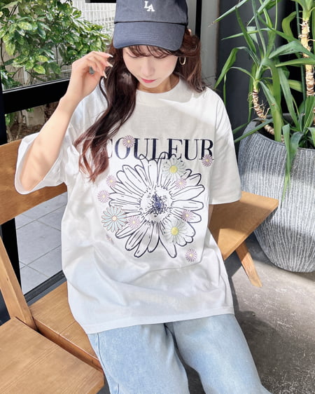 INGNI（イング） フラワー刺繍Tシャツ ｵﾌﾎﾜｲﾄ