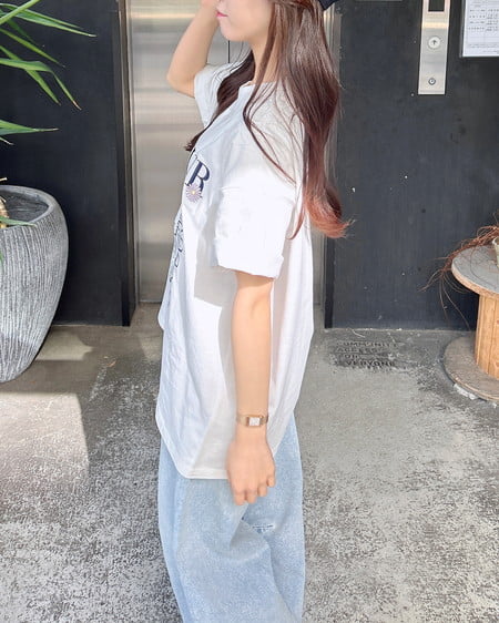 INGNI（イング） フラワー刺繍Tシャツ ｵﾌﾎﾜｲﾄ