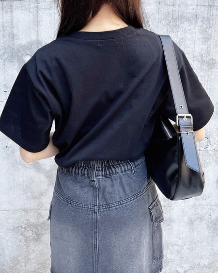 INGNI（イング） フラワーロゴTシャツ ｸﾛ/ﾋﾟﾝｸ