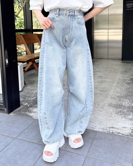 【WEB限定】【S～Mサイズ】デニムカーブパンツ