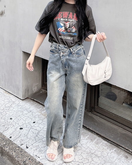 INGNI（イング） スタッズ付イーグルロゴTシャツ ｽﾐｸﾛ