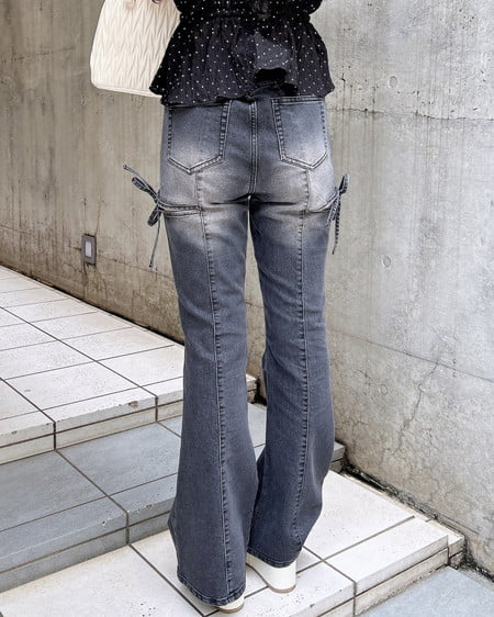 INGNI（イング） サイドリボンカットアウトフレアデニムパンツ ｸﾞﾚｰ