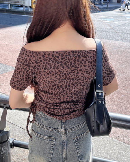 250528052
